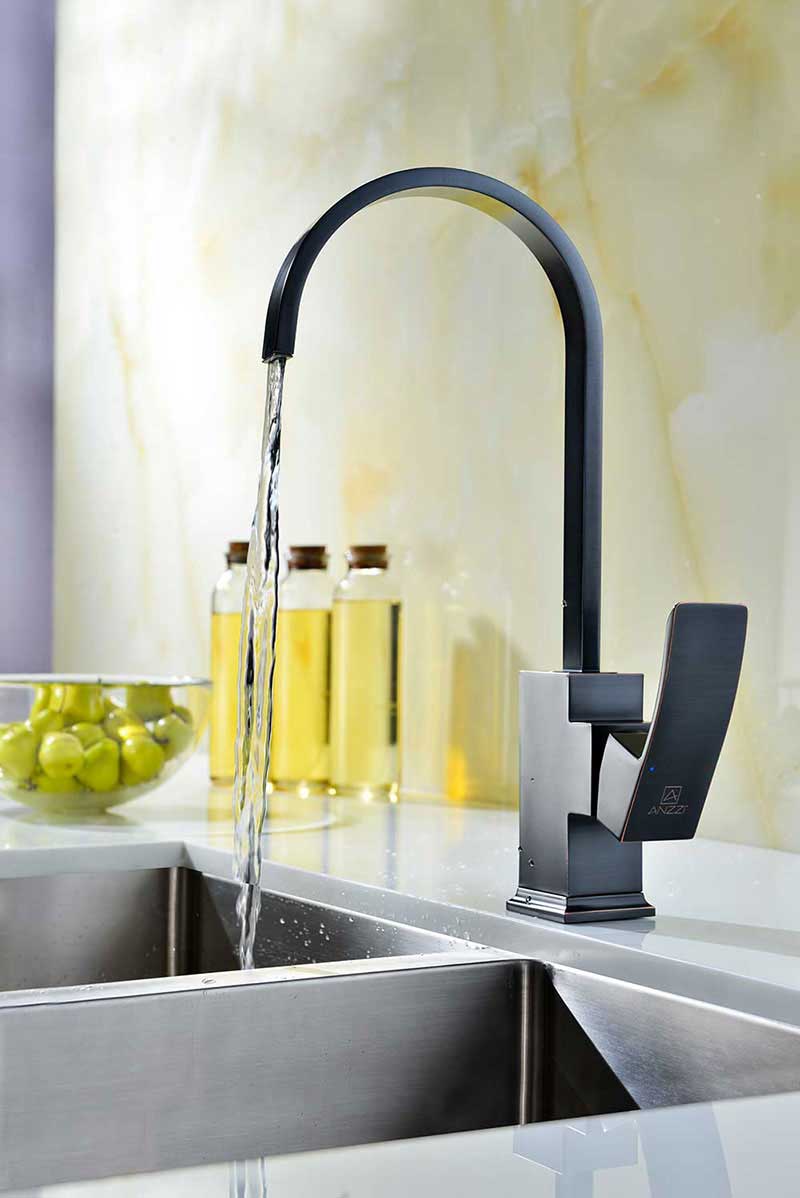 Anzzi Opus Series Single Handle Kitchen Faucet in Oil Rubbed Bronze 5