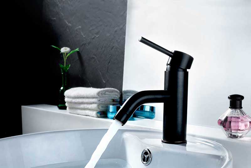 Anzzi Bravo Series Single Handle Bathroom Sink Faucet in Oil Rubbed Bronze 5
